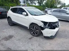 JN1BJ1CP6JW103882 2018 NISSAN ROGUE