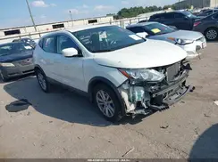 JN1BJ1CP6JW106698 2018 NISSAN ROGUE