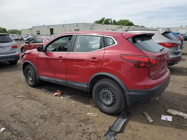 JN1BJ1CP6JW107690 2018 NISSAN ROGUE - Image 2