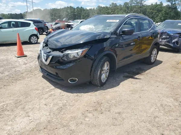 JN1BJ1CP6JW109794 2018 NISSAN ROGUE - Image 1