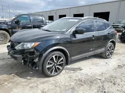 JN1BJ1CP6JW151558 2018 NISSAN ROGUE