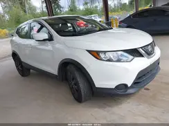 JN1BJ1CP6JW156632 2018 NISSAN ROGUE