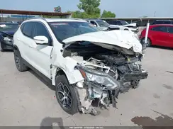 JN1BJ1CP6JW165430 2018 NISSAN ROGUE