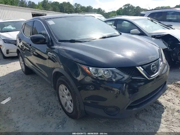 JN1BJ1CP6JW180364 2018 NISSAN ROGUE - Image 1