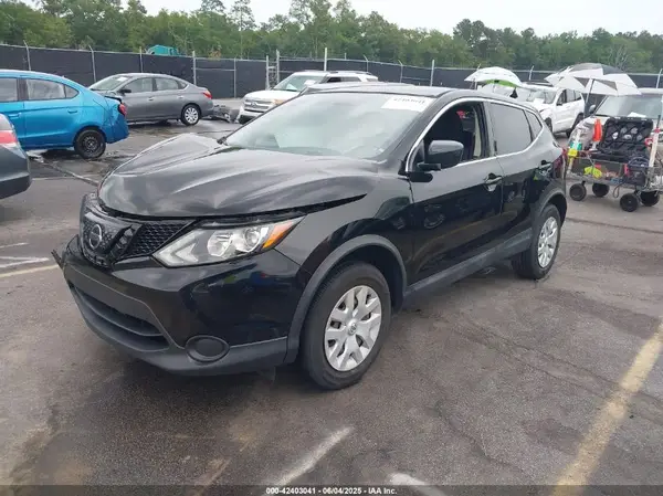 JN1BJ1CP6JW182499 2018 NISSAN ROGUE - Image 2