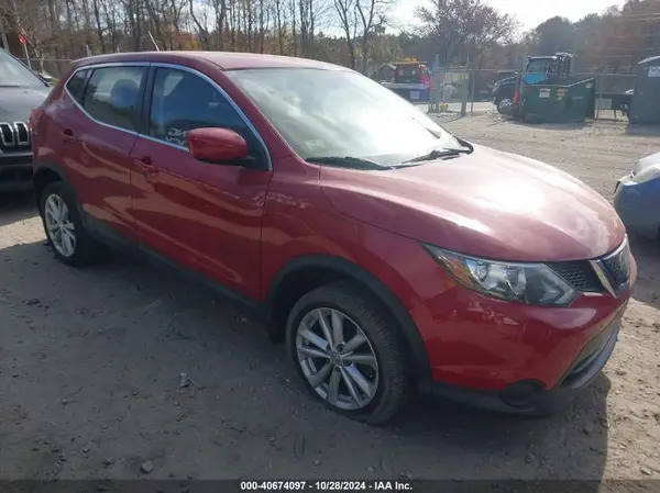 JN1BJ1CP6JW186925 2018 NISSAN ROGUE - Image 1