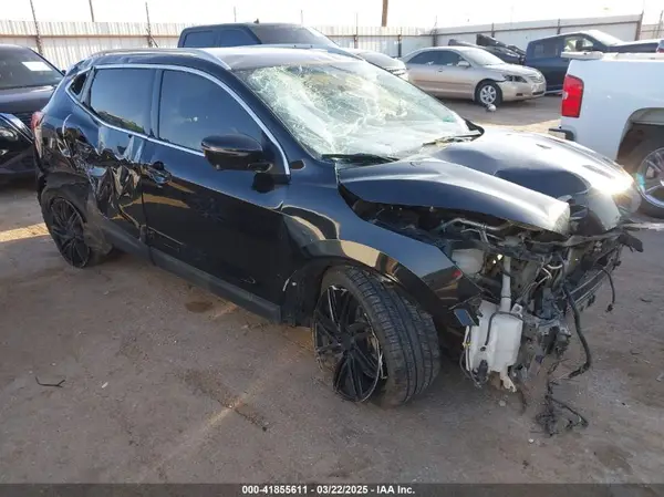 JN1BJ1CP6JW187881 2018 NISSAN ROGUE - Image 1