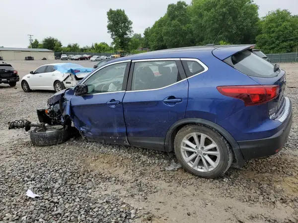 JN1BJ1CP6JW192644 2018 NISSAN ROGUE - Image 2