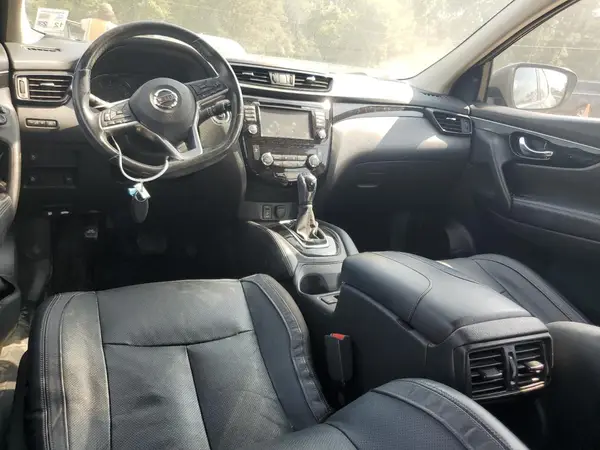 JN1BJ1CP6JW193275 2018 NISSAN ROGUE - Image 8