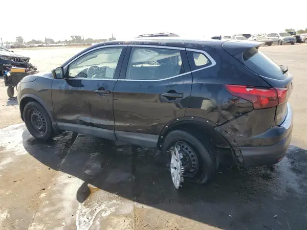 JN1BJ1CP6JW501092 2018 NISSAN ROGUE - Image 2