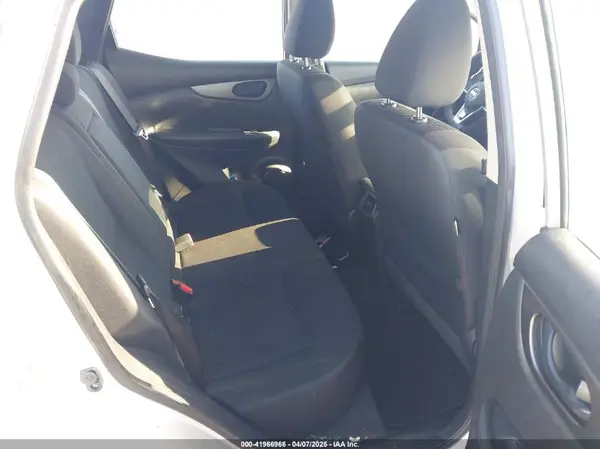 JN1BJ1CP6KW211405 2019 NISSAN ROGUE - Image 8
