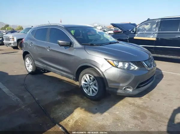 JN1BJ1CP6KW214496 2019 NISSAN ROGUE - Image 1