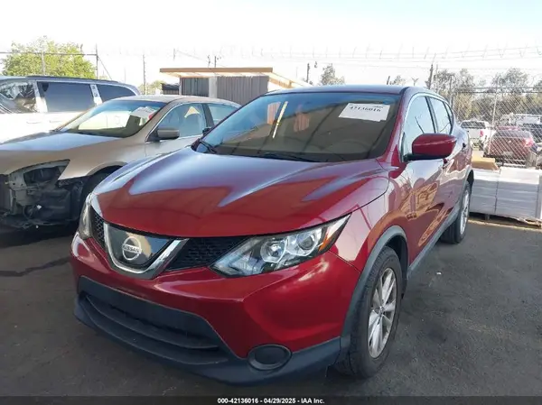 JN1BJ1CP6KW218824 2019 NISSAN ROGUE - Image 2