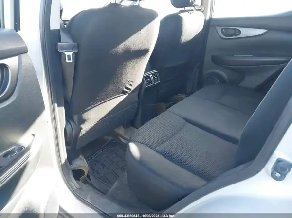 JN1BJ1CP6KW221237 2019 NISSAN ROGUE - Image 8