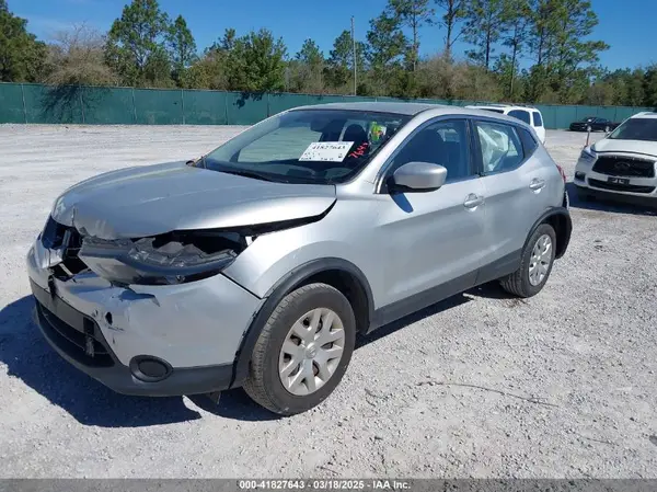 JN1BJ1CP6KW525927 2019 NISSAN ROGUE - Image 2