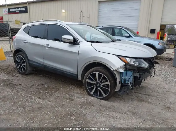 JN1BJ1CP6KW526950 2019 NISSAN ROGUE - Image 1