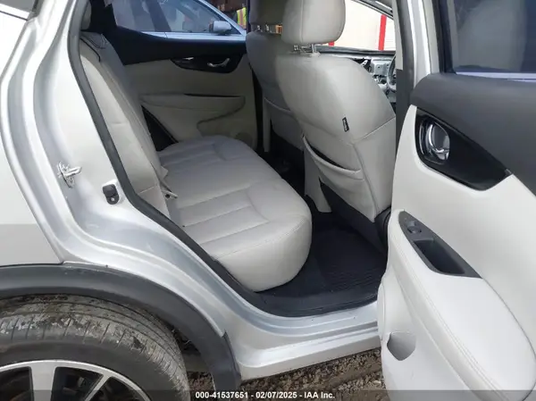 JN1BJ1CP6KW526950 2019 NISSAN ROGUE - Image 8