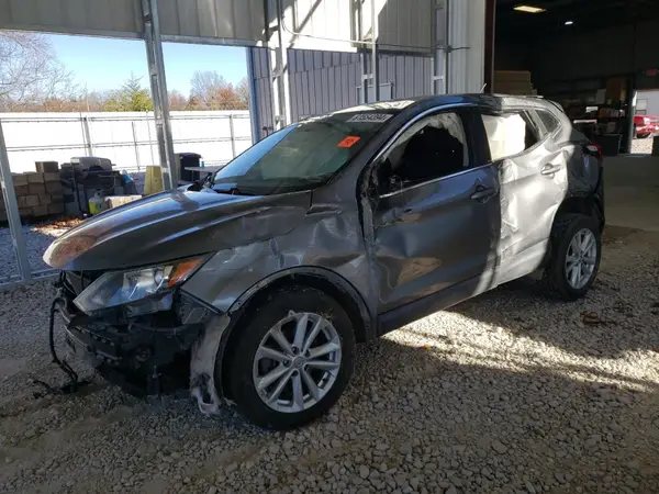JN1BJ1CP7HW002750 2017 NISSAN ROGUE - Image 1