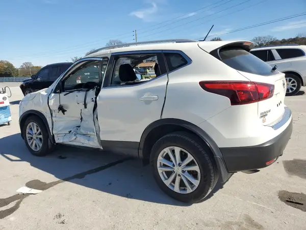 JN1BJ1CP7HW003378 2017 NISSAN ROGUE - Image 2