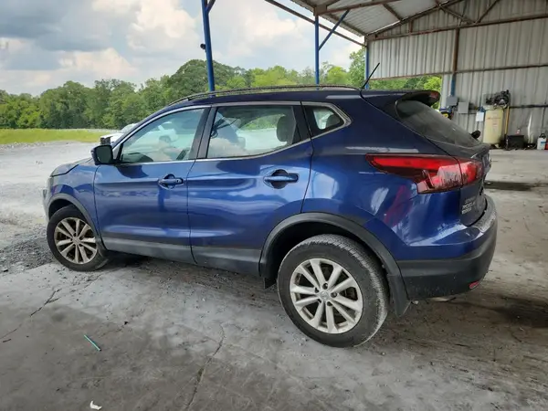 JN1BJ1CP7HW005485 2017 NISSAN ROGUE - Image 2