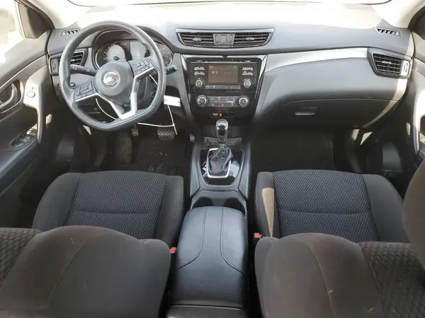 JN1BJ1CP7HW007026 2017 NISSAN ROGUE - Image 8