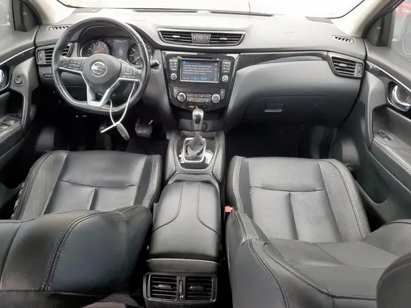 JN1BJ1CP7HW013148 2017 NISSAN ROGUE - Image 8