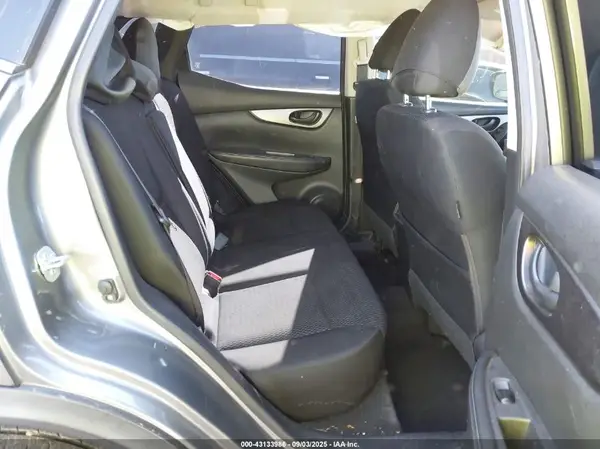 JN1BJ1CP7HW014266 2017 NISSAN ROGUE - Image 8
