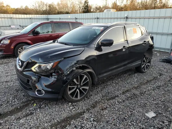 JN1BJ1CP7HW015918 2017 NISSAN ROGUE - Image 1