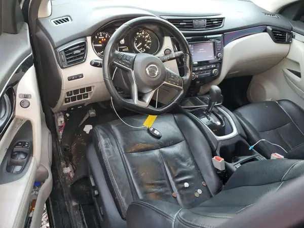 JN1BJ1CP7HW015918 2017 NISSAN ROGUE - Image 8