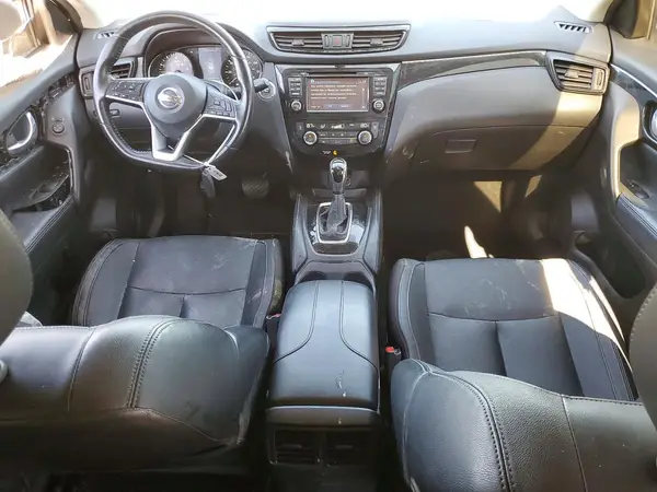JN1BJ1CP7HW015949 2017 NISSAN ROGUE - Image 8