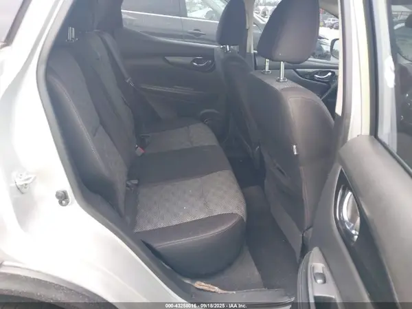 JN1BJ1CP7HW016146 2017 NISSAN ROGUE - Image 8