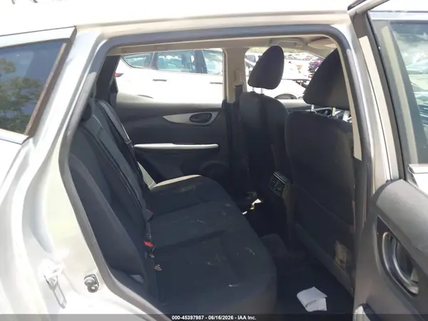 JN1BJ1CP7HW016261 2017 NISSAN ROGUE - Image 8