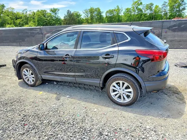 JN1BJ1CP7HW017846 2017 NISSAN ROGUE - Image 2