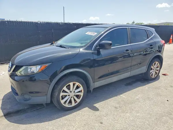 JN1BJ1CP7HW018575 2017 NISSAN ROGUE - Image 1