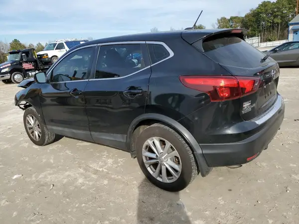 JN1BJ1CP7HW018642 2017 NISSAN ROGUE - Image 2