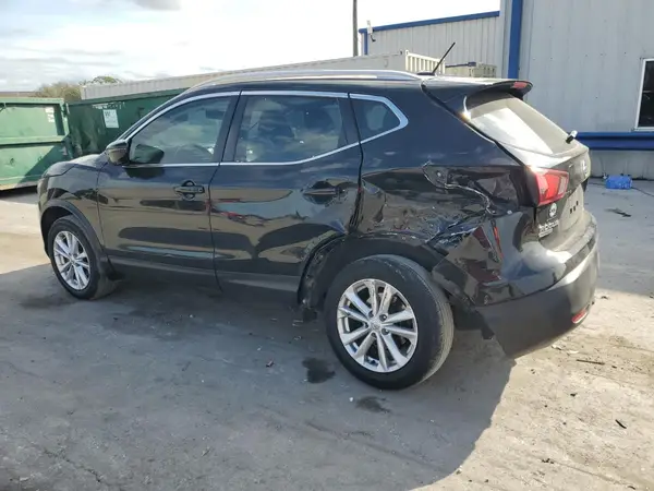 JN1BJ1CP7HW019788 2017 NISSAN ROGUE - Image 2