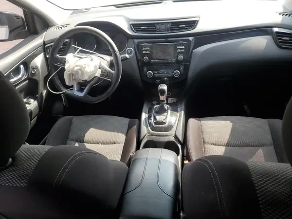 JN1BJ1CP7HW022027 2017 NISSAN ROGUE - Image 8