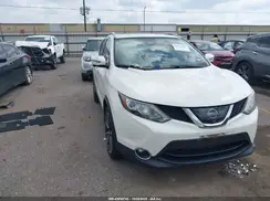 JN1BJ1CP7HW023260 2017 NISSAN ROGUE