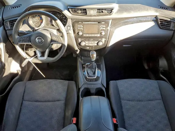 JN1BJ1CP7HW024201 2017 NISSAN ROGUE - Image 8