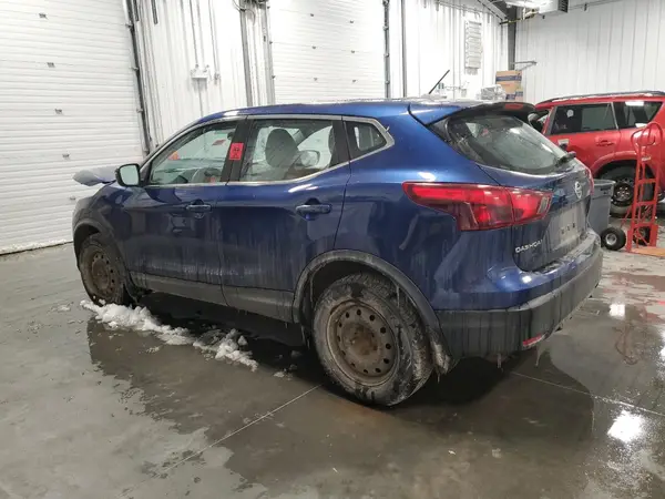 JN1BJ1CP7HW024277 2017 NISSAN ROGUE - Image 2