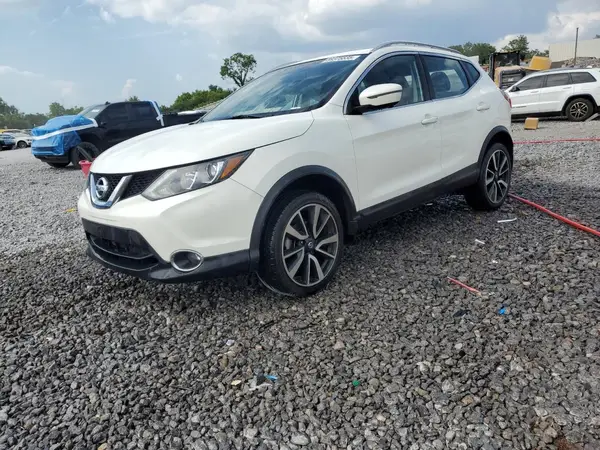 JN1BJ1CP7HW027132 2017 NISSAN ROGUE - Image 1
