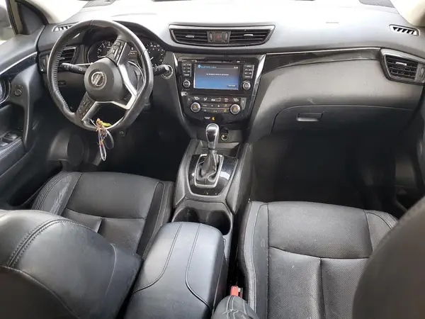 JN1BJ1CP7HW027132 2017 NISSAN ROGUE - Image 8