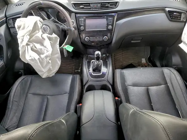 JN1BJ1CP7HW028006 2017 NISSAN ROGUE - Image 8