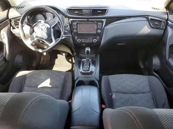 JN1BJ1CP7HW028393 2017 NISSAN ROGUE - Image 8