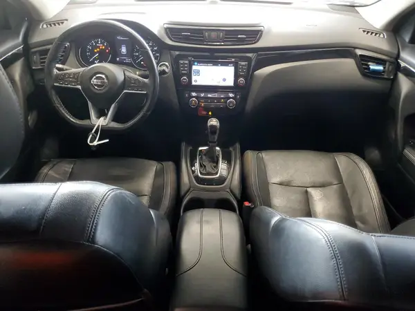 JN1BJ1CP7HW033111 2017 NISSAN ROGUE - Image 8