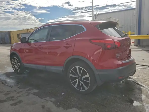 JN1BJ1CP7HW035280 2017 NISSAN ROGUE - Image 2