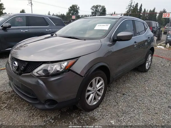 JN1BJ1CP7HW036459 2017 NISSAN ROGUE - Image 2