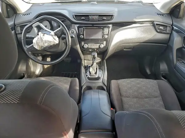 JN1BJ1CP7JW100974 2018 NISSAN ROGUE - Image 8