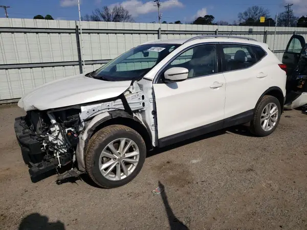 JN1BJ1CP7JW108752 2018 NISSAN ROGUE - Image 1