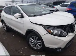 JN1BJ1CP7JW109576 2018 NISSAN ROGUE